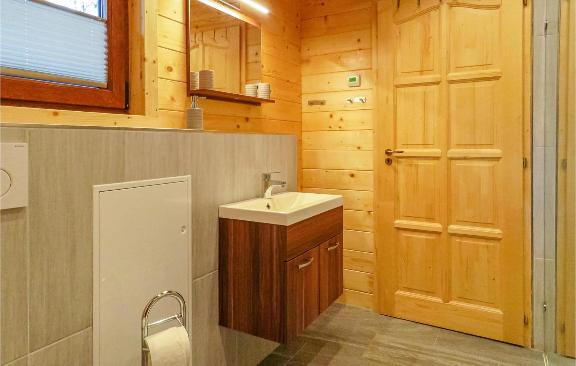 Lovely Home In Merzalben With Wifi Exterior photo